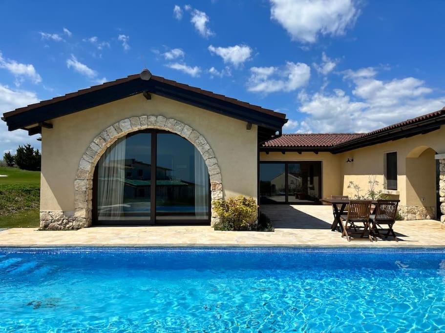 Private Villa At Blacksearama Golf & Villas Resort Balchik Extérieur photo